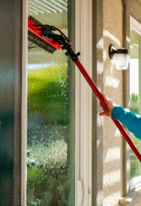 Exterior window cleaning