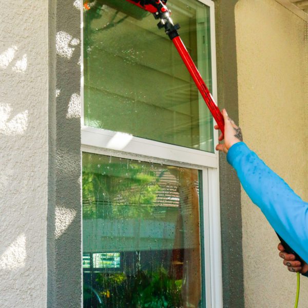 Outside window cleaning